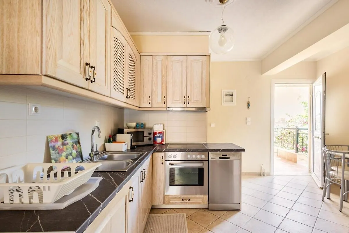 Beautiful And Cosy Apartment!!! Nikiti  Apartment
